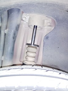 后輪懸掛減震橡膠防塵套簡易應(yīng)急修復(fù)指南